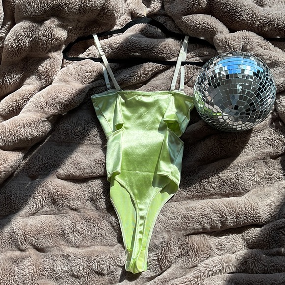 light green bodysuit UO - Picture 2 of 4
